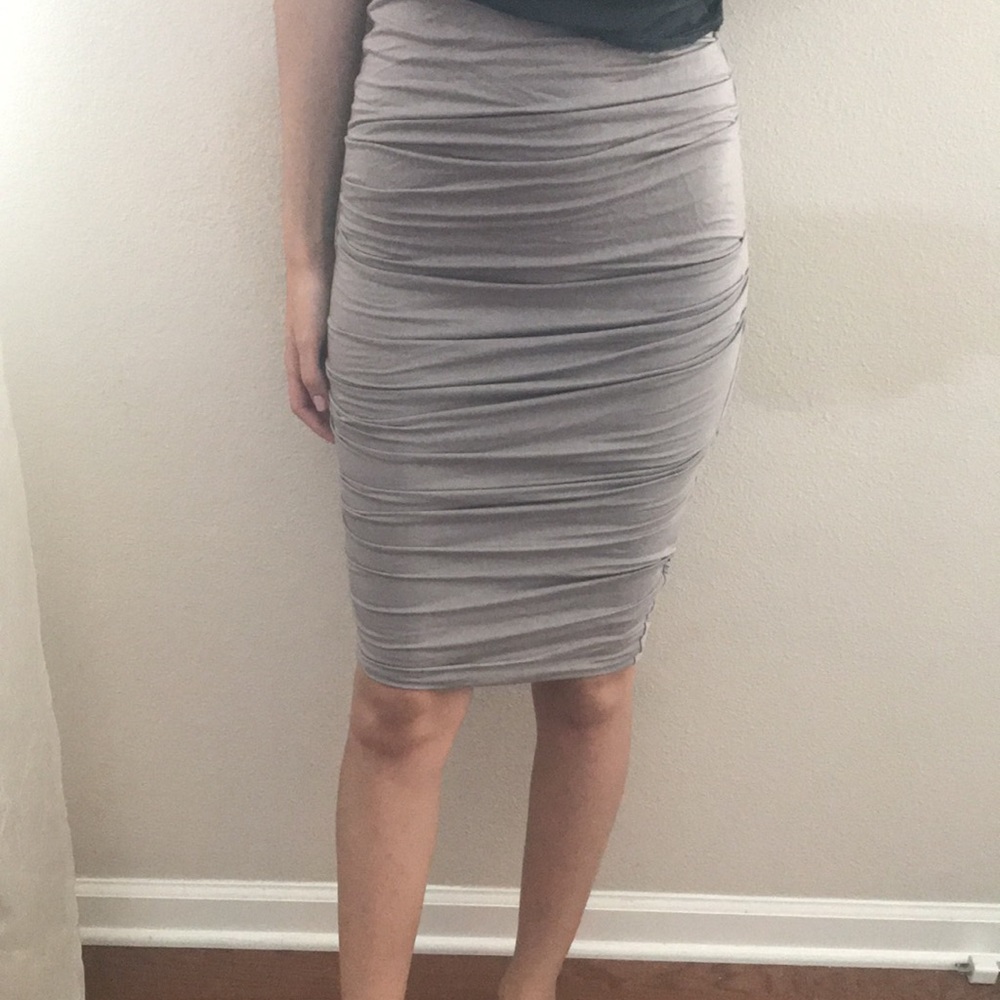 Mauve Marciano Skirt - Picture 4 of 4